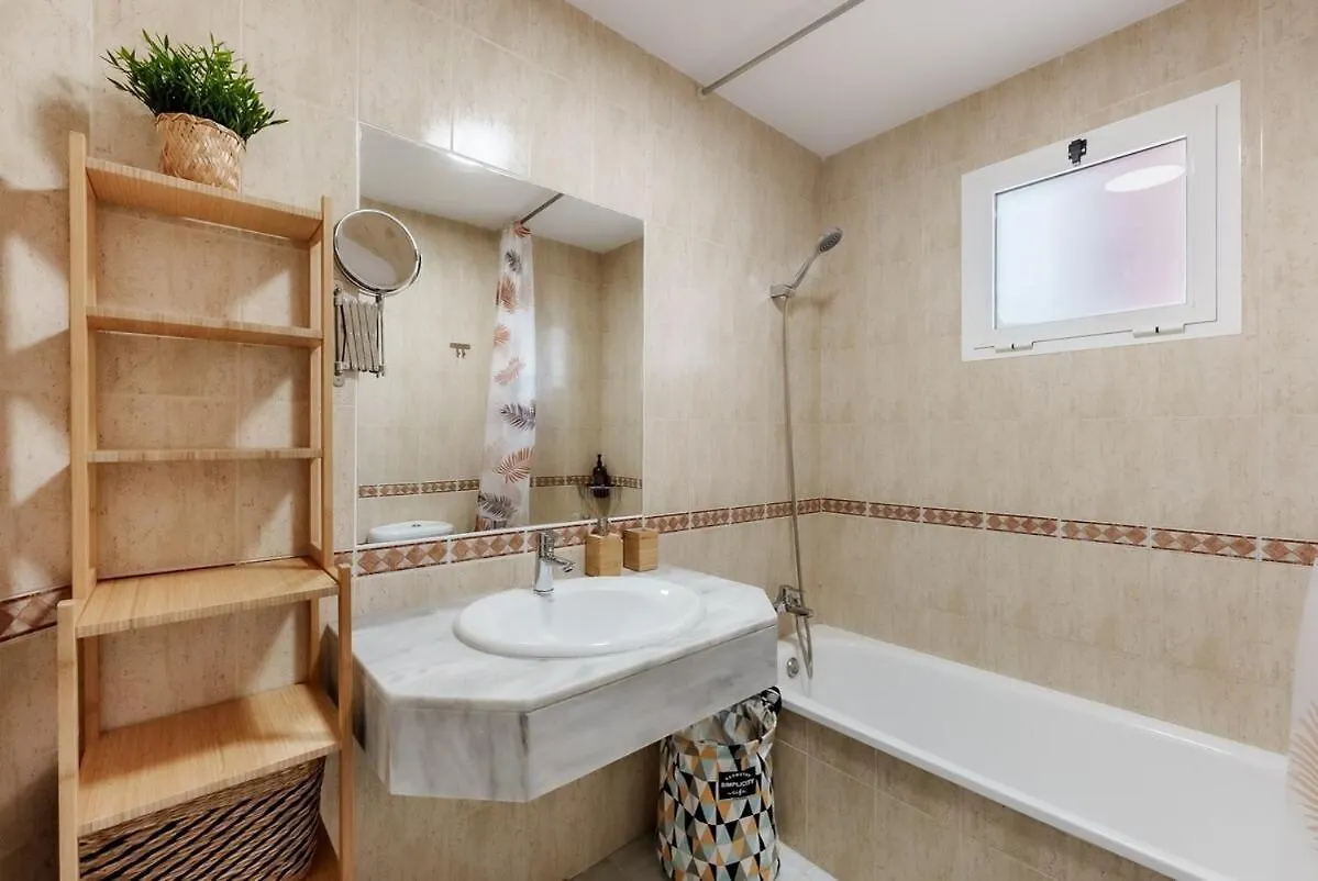 Casakara Apartment With Sea View Манилва